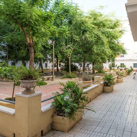 Apartamento Cerca De La Playa Y El Centro Valencia Bagian luar foto