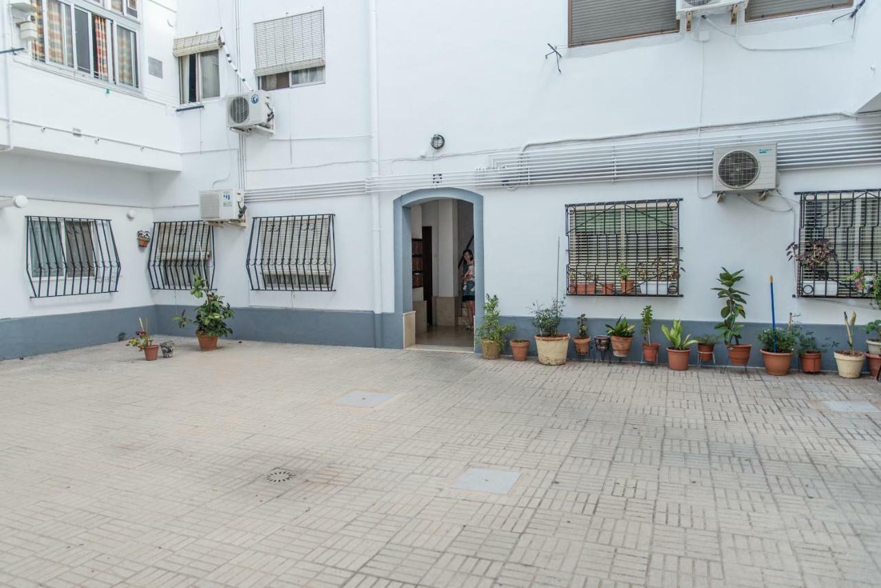 Apartamento Cerca De La Playa Y El Centro Valencia Bagian luar foto