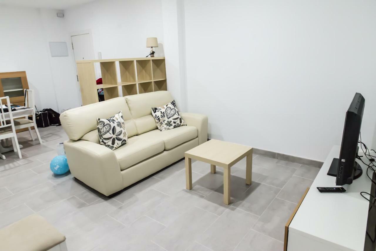 Apartamento Cerca De La Playa Y El Centro Valencia Bagian luar foto