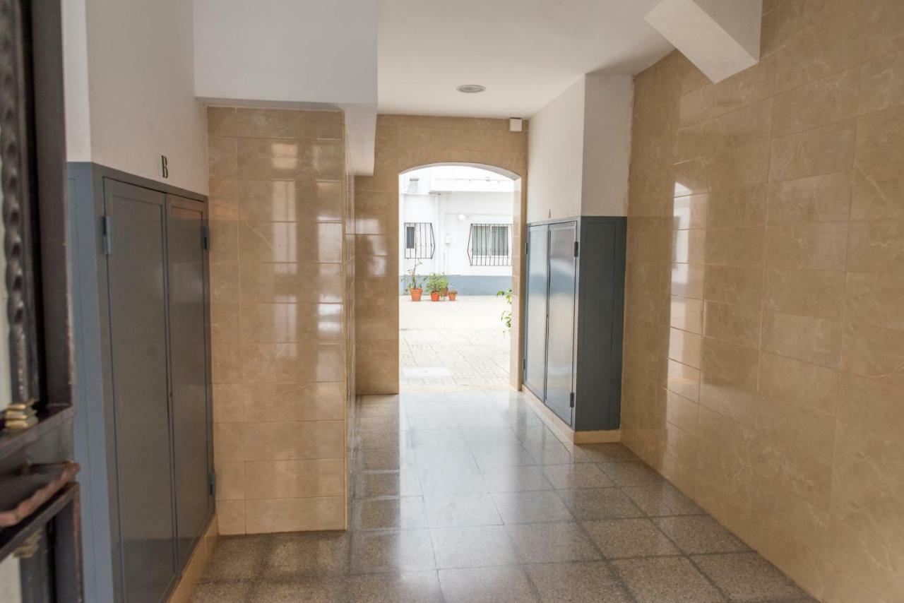 Apartamento Cerca De La Playa Y El Centro Valencia Bagian luar foto